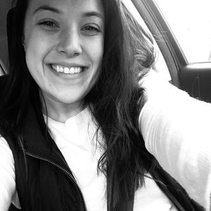 Meet your Posher, Nicole